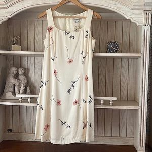 Vintage Ann Taylor, Size 8, 100% Rayon, RN# 299079